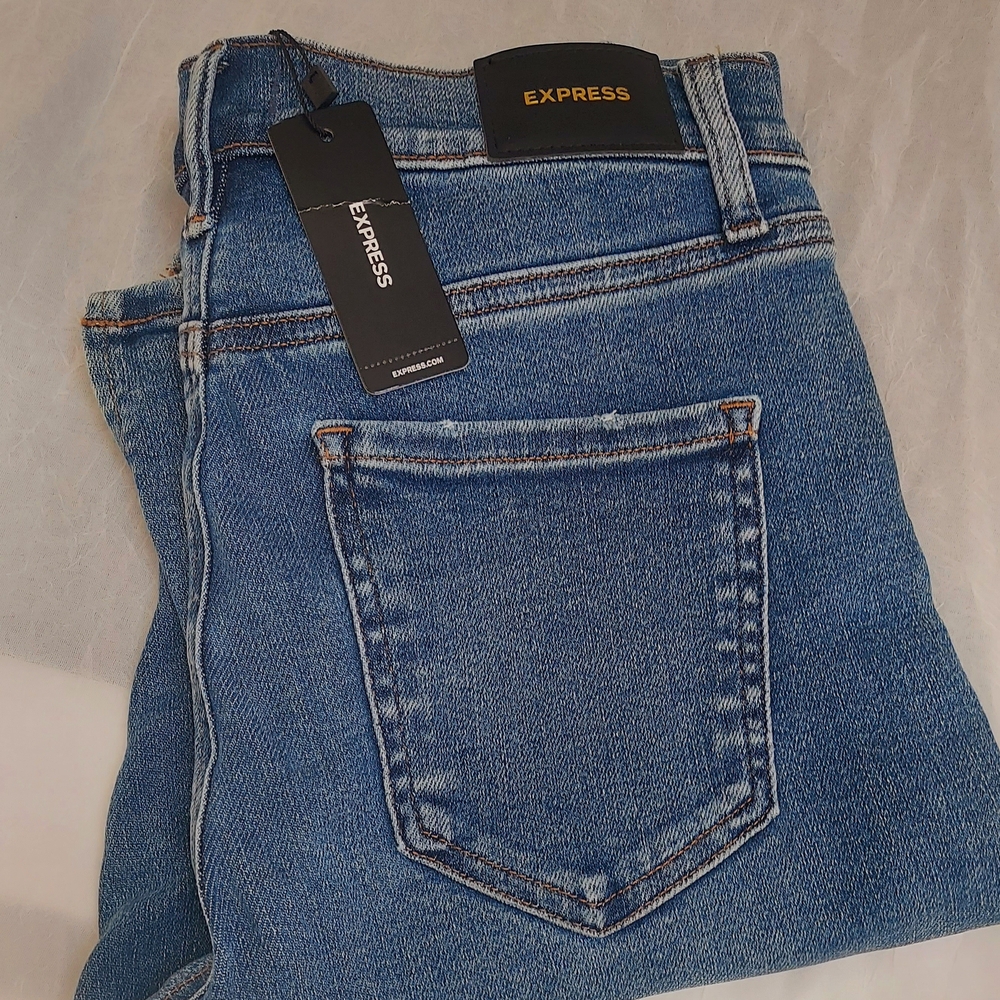 Brand New Express Sky Scraper Mid Rise Jeans BRAND NEW with tags! 4R